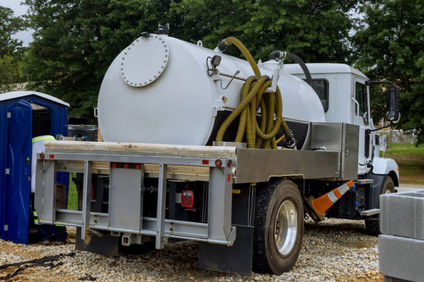 Portable Toilet Options We Offer in Frederick, OK